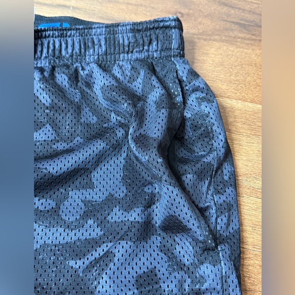 AND1 Boy’s Gray and Blue Camo Shorts - Picture 2 of 6